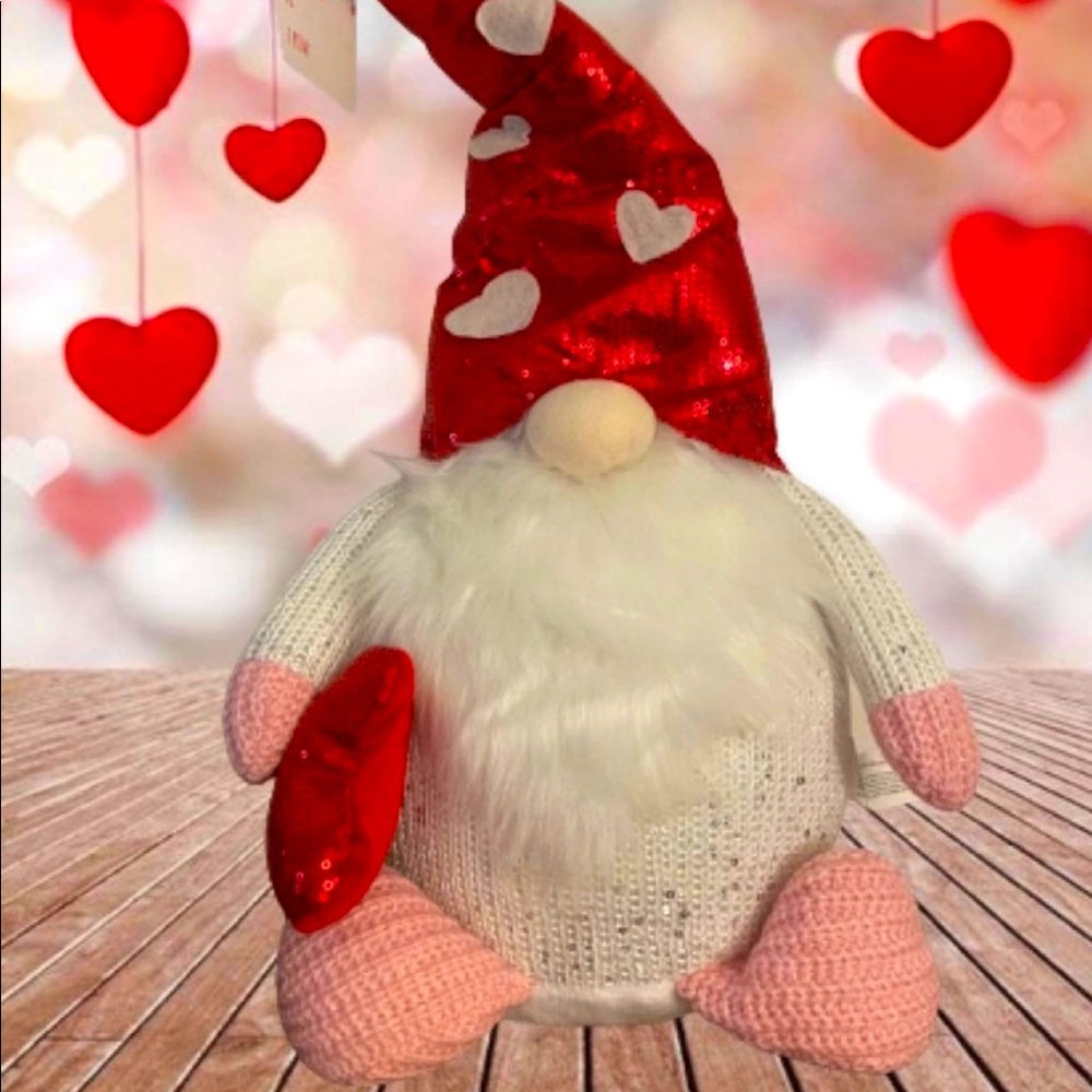 Valentines day gnome